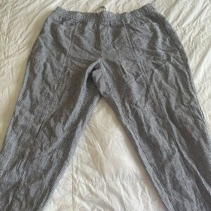 NEW OLD NAVY Blue & White, High Waisted Linen Crop paints  2X, Linen blend.